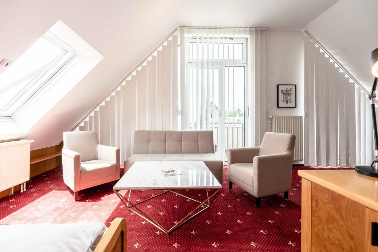 Hotel & Gasthaus Loewen วัลด์เคียร์ช ภายนอก รูปภาพ